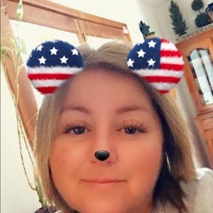 Meet your Posher, Denise